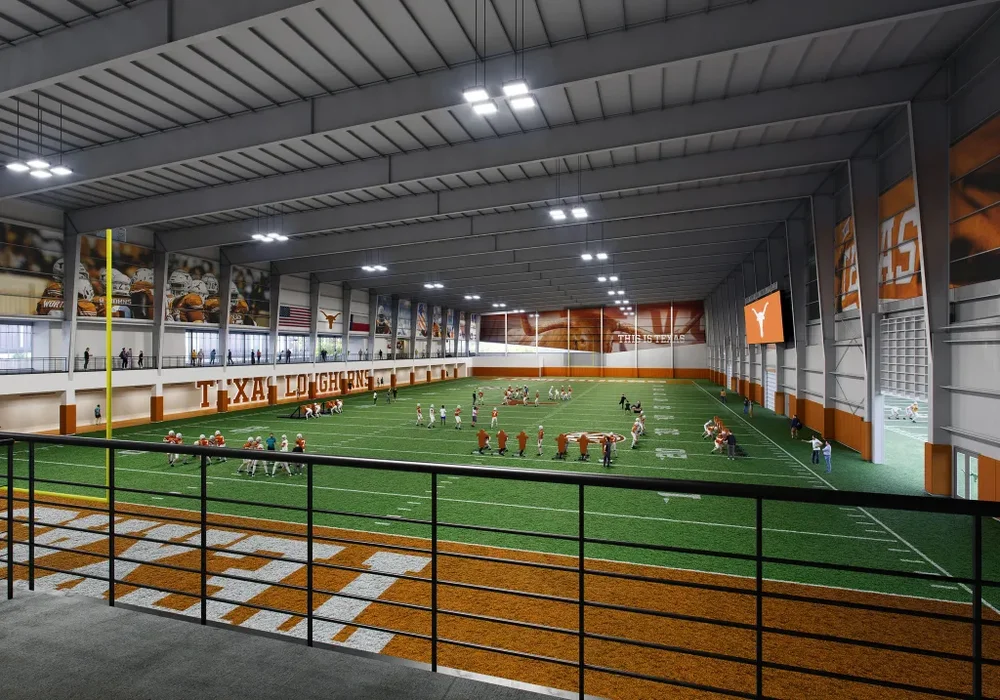 24150001-univ-tx-austin-football-ops-ipf-08.thumb.webp.f42acdd22bd948bb009dfdfe30c3ac0d.webp