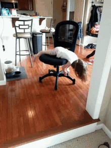 bored-and.gif.d1202af34c508996ce6c0a7bf918adf6.gif